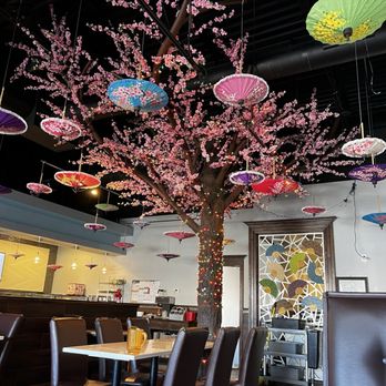 Chili Thai Cuisine - Thai Near Me - Lino Lakes, Minnesota