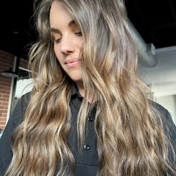 Brynlee High Hair - Dimensional brunette with 20" sewn in extensions.