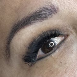 Prestige Beauty Salon - Volume Lashes