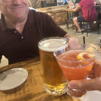 Pacific Yard House - Bars Near Me - Conroe, Texas Pacific Yard House - Bars Near Me - Conroe, Texas