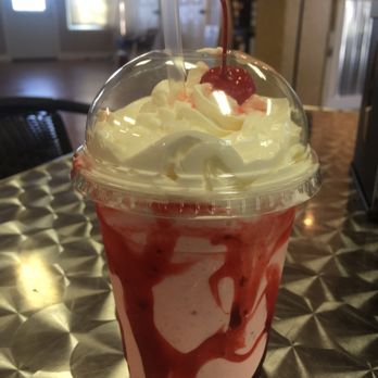 Big Rob's Burgers - Real strawberries in the shake - Desserts Near Me - Kyle, Texas Big Rob's Burgers - Real strawberries in the shake - Desserts Near Me - Kyle, Texas