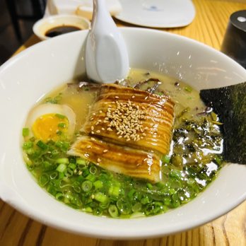 Momosan Ramen Boston - Bars Near Me - Boston, Massachusetts