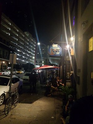 Vic's Kangaroo Cafe by null