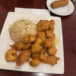 Honey Chicken and Szechuan Beef