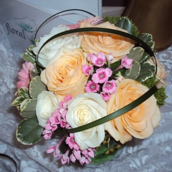Floral Expression - Bridal Bouquets - Florists Near Me - Leeds, XWY Floral Expression - Bridal Bouquets - Florists Near Me - Leeds, XWY