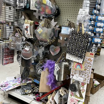 1. Dollar Tree