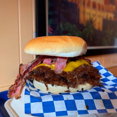 Goldburger Highland Park by null