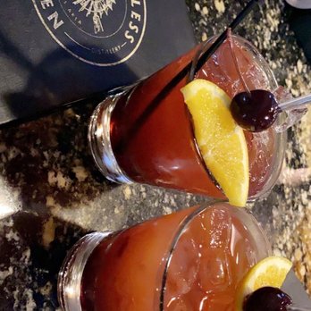 Driftless Glen Restaurant - Blackberry Old fashioned ( half/half) half sweet / half sour !! Sooo Amazing!!! - New American Near Me - Baraboo, Wisconsin Driftless Glen Restaurant - Blackberry Old fashioned ( half/half) half sweet / half sour !! Sooo Amazing!!! - New American Near Me - Baraboo, Wisconsin