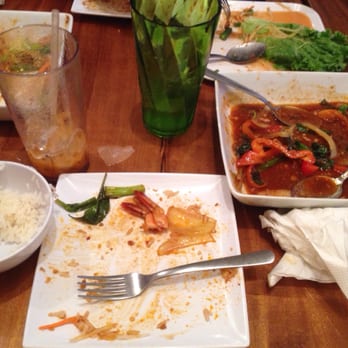 Thai Spice - This is our empty plates after a delicious dinner! - Thai Near Me - Paia, Hawaii