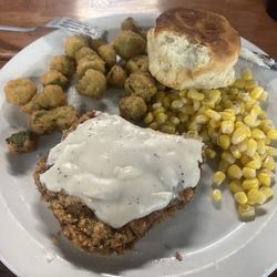 Country Kitchen on Main - Country Fried Steak