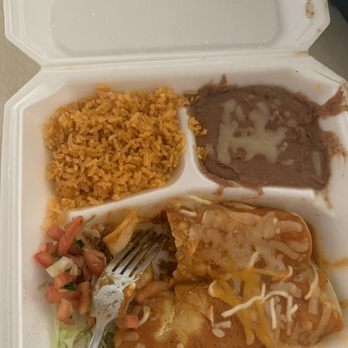El Mariachi 2 - Shredded beef Dos Enchilada plate - Mexican Near Me - Aiea, Hawaii El Mariachi 2 - Shredded beef Dos Enchilada plate - Mexican Near Me - Aiea, Hawaii