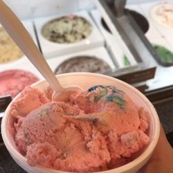 The Fudgery - Bubblegum ice cream!