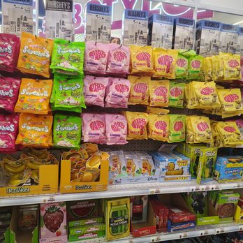 Five Below - Candy - Discount Store Near Me - Charleston, South Carolina Five Below - Candy - Discount Store Near Me - Charleston, South Carolina