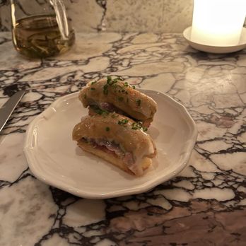 Chez Noir - Uni - Seafood Near Me - Carmel, California