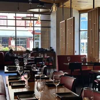 P.F. Chang's - Interior - Asian Fusion Near Me - Brandon, Florida