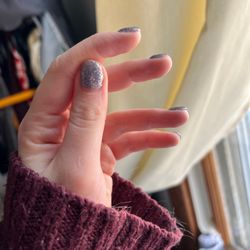 S&T Nails - Hard to tell from the pic but the top of the gel barely approached the end of my nail