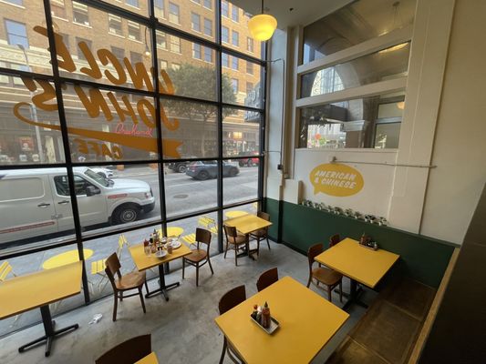 Uncle John's Cafe by null