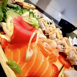 Ohana Sushi & Asian Cuisine - Sashimi boat