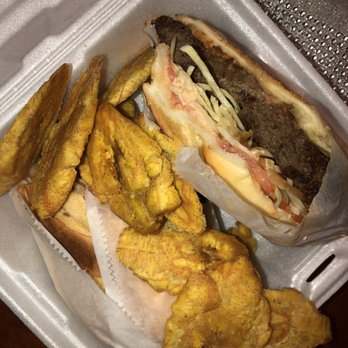 Dominican Restaurant 5 - Chimi con tostones - Dominican Near Me - Deer Park, New York Dominican Restaurant 5 - Chimi con tostones - Dominican Near Me - Deer Park, New York