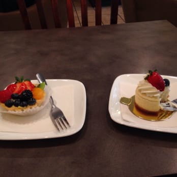 Chapelure - Fruit tart (the best!) and cheesecake - Bakeries Near Me - East Lansing, Michigan