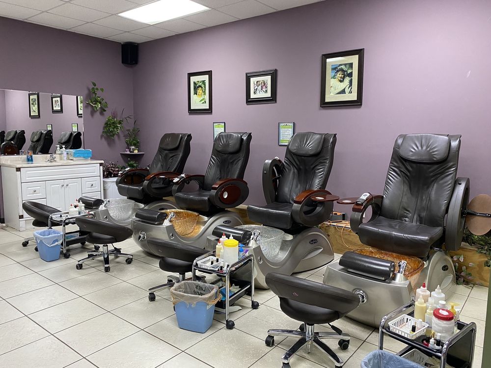 VIVI NAILS Updated October 2024 5088 Highway 90, Milton, Florida