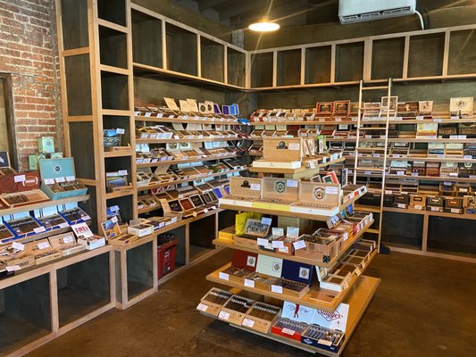 ASH & ANVIL - 204 E Park St, Gardner, Kansas - 30 Photos - Cigar Bars