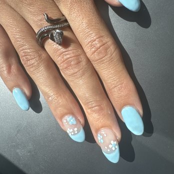 Red Persimmon Nails & Spa - The other hand - Nail Salons Near Me - Menifee, California