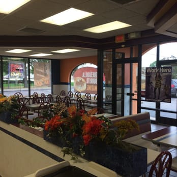 Taco Bell - Seating - Fast Food Near Me - Stevens Point, Wisconsin Taco Bell - Seating - Fast Food Near Me - Stevens Point, Wisconsin