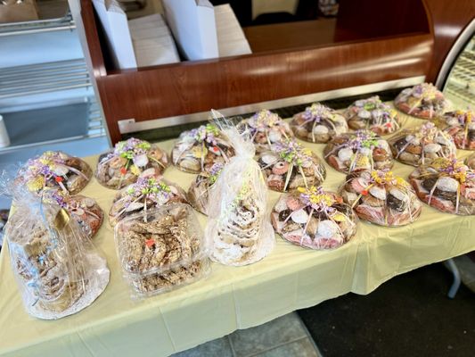 DeLuise Bakery by null