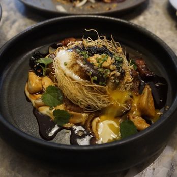 Botanist - Poached hen eggs- HIGHLY recommend ! - Canadian (New) Near Me - Vancouver, British Columbia