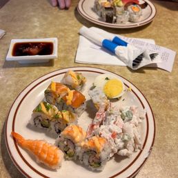 Sushi to start! Sooo good Sushi to start! Sooo good