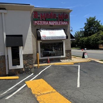 A Modo Mio - Unlikely award. 32nd best in the world?? - Pizza Near Me - Arlington, Virginia