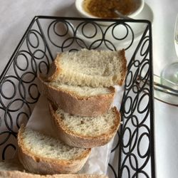 Bread service