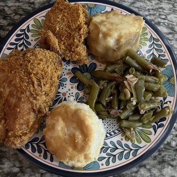 Danny's Southern Cooking - Fried chicken with mashed potatoes and green beans and a roll. - Chicken Shop Near Me - Robertsdale, Alabama
