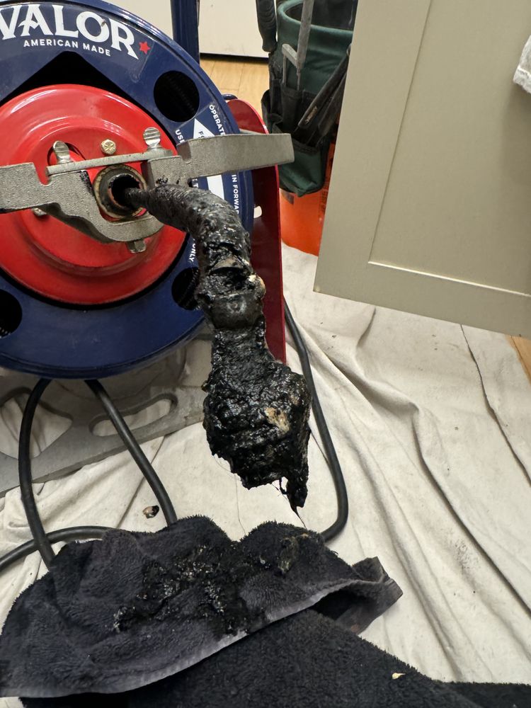 Slide of EZ Plumbing & Drains