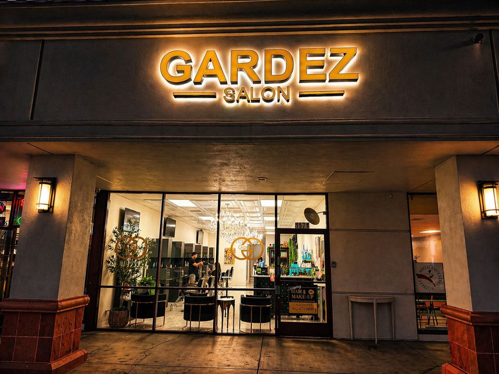 Salon Gardez Logo