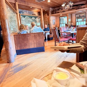 Cambria Pines Lodge Restaurant - American Near Me - Cambria, California Cambria Pines Lodge Restaurant - American Near Me - Cambria, California