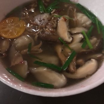 The Pig and the Lady - Wonton soup - Vietnamese Near Me The Pig and the Lady - Wonton soup - Vietnamese Near Me