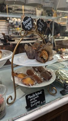 The Flower Cake Café by null