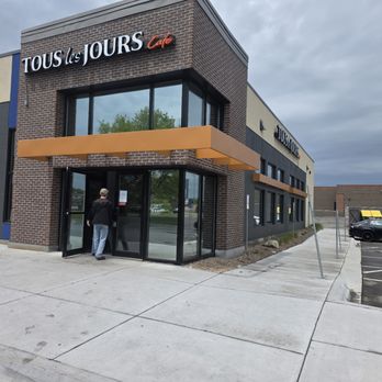 Tous Les Jours - Bakeries Near Me - Maplewood, Minnesota