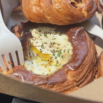 Fondry - Jammy Egg in the Baker's Breakfast (highly recommend!) - Cafes Near Me - Los Angeles, California