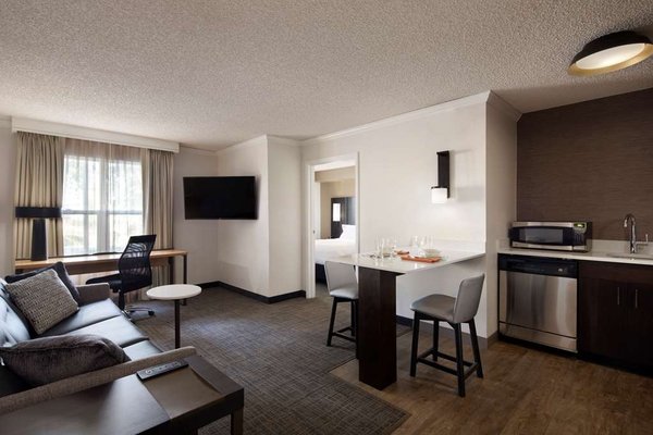 Sonesta ES Suites Fresno by null