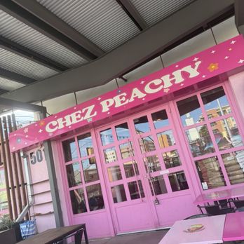 Chez Peachy - Outside - Custom Cakes Near Me - Tucson, Arizona