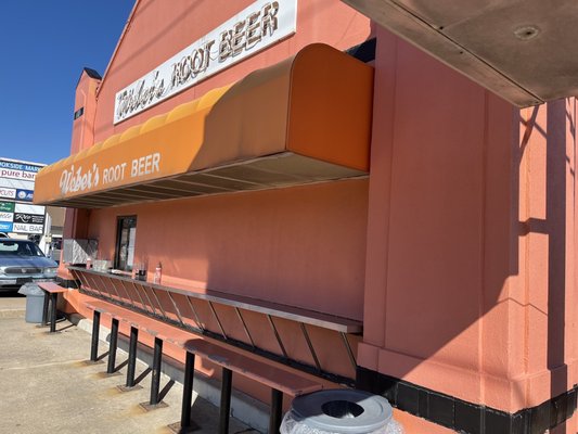 Weber's Superior Root Beer Drive-in by null