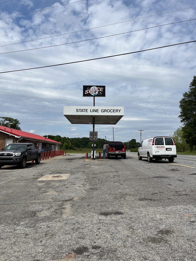 STATE LINE GROCERY 1209 Cliffside Hwy, Gaffney, South Carolina