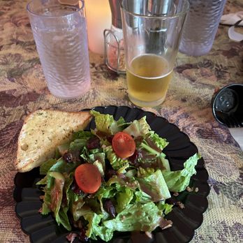 Di Piero's - House salad - Seafood Near Me - Springfield, Illinois
