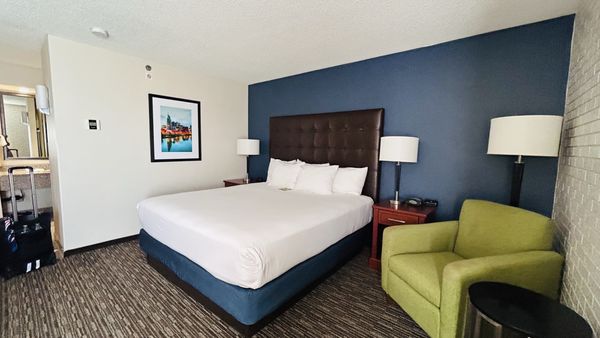 Drury Inn & Suites Nashville Airport by null