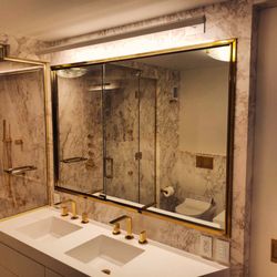 Lumens Electric - Bathroom vanity Light