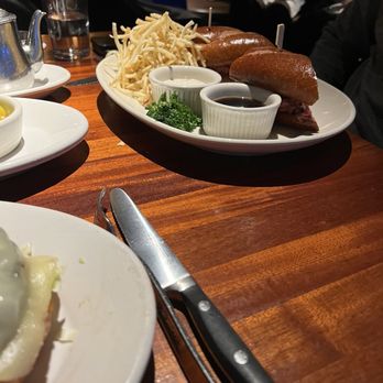 Hillstone Restaurant - French dip - New American Near Me - New York, New York Hillstone Restaurant - French dip - New American Near Me - New York, New York