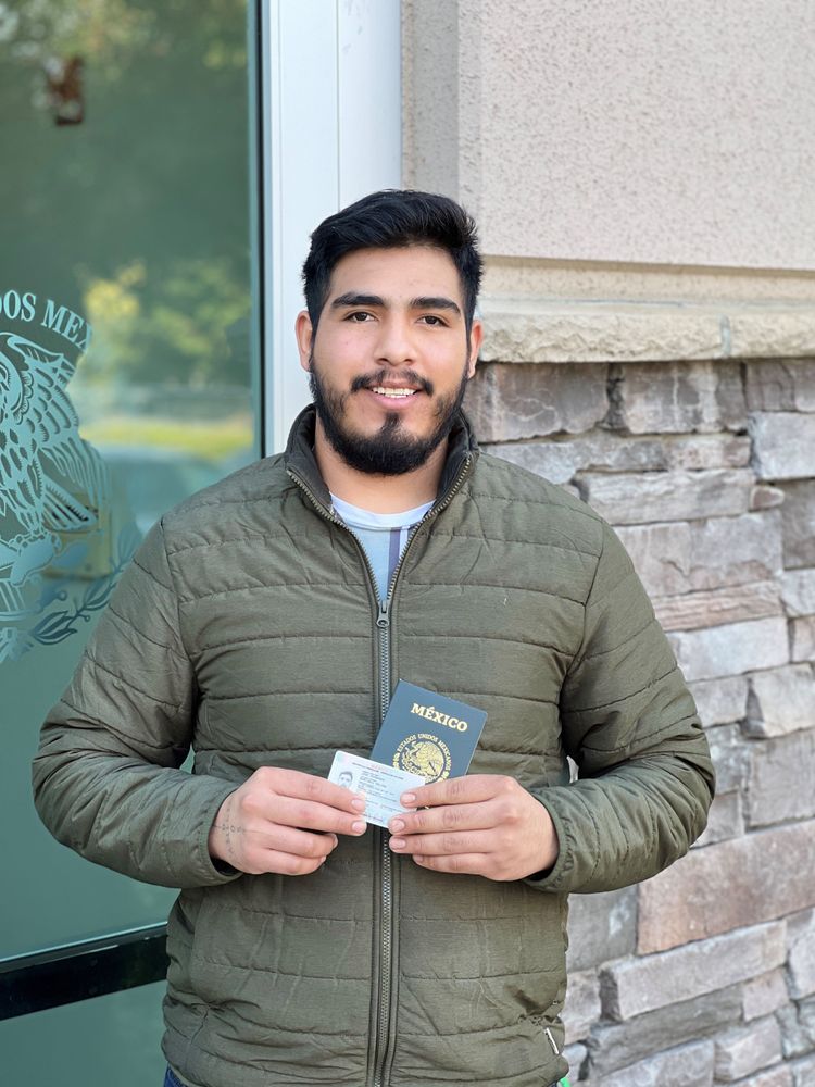 Open for Business SERVICIO & GUIA DE TRAMITES Reno, Nevada